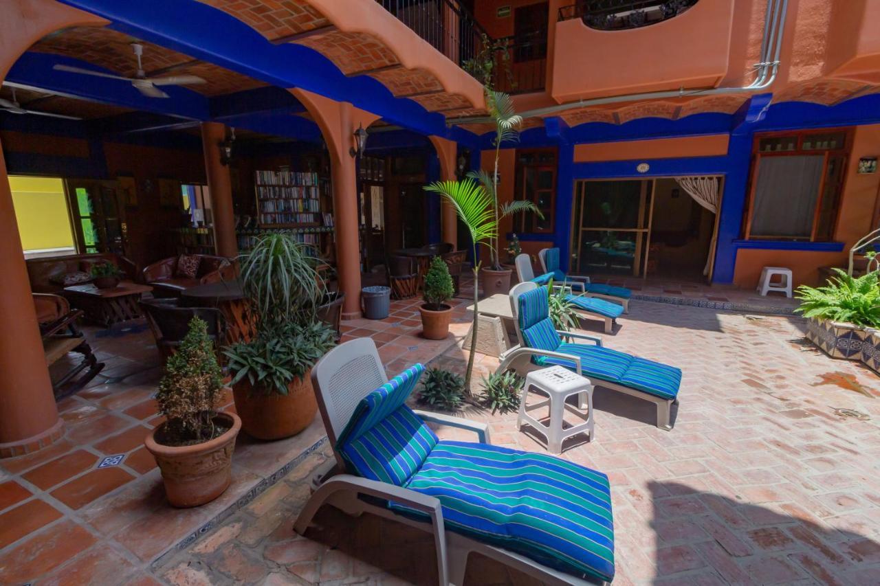 Posada Las Flores Los Ayala Exterior photo
